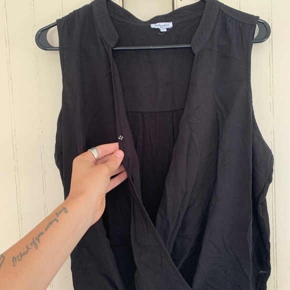 Splendid - black surplice flowy v-neck crossover blouse - S - Picture 3 of 7